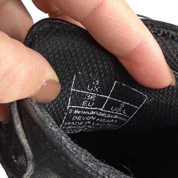 Dr. Martens Devon Heart Leather Boots US 5 Black‎ Pebbled Finish Chunky Platform - Picture 7 of 8